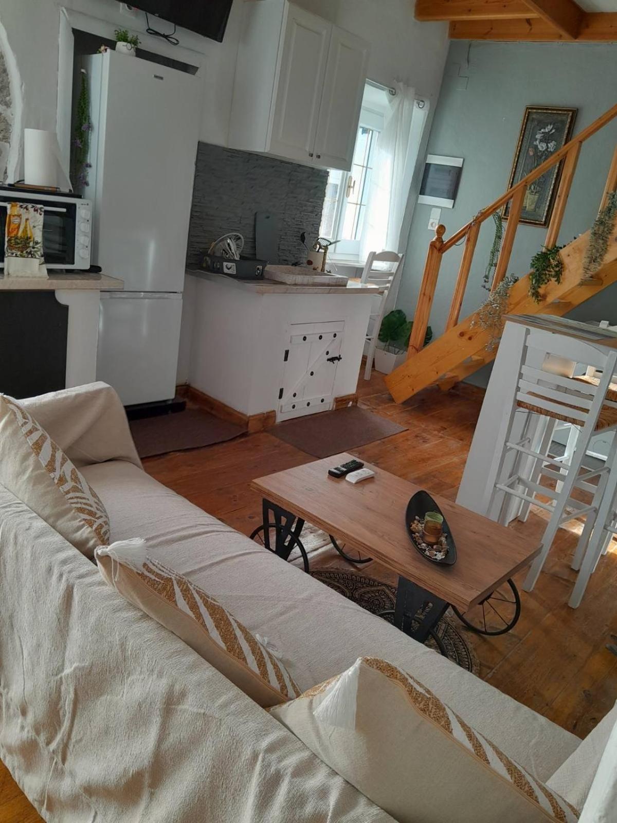 Appartamento Archontissa Sea View House Mesongí Esterno foto